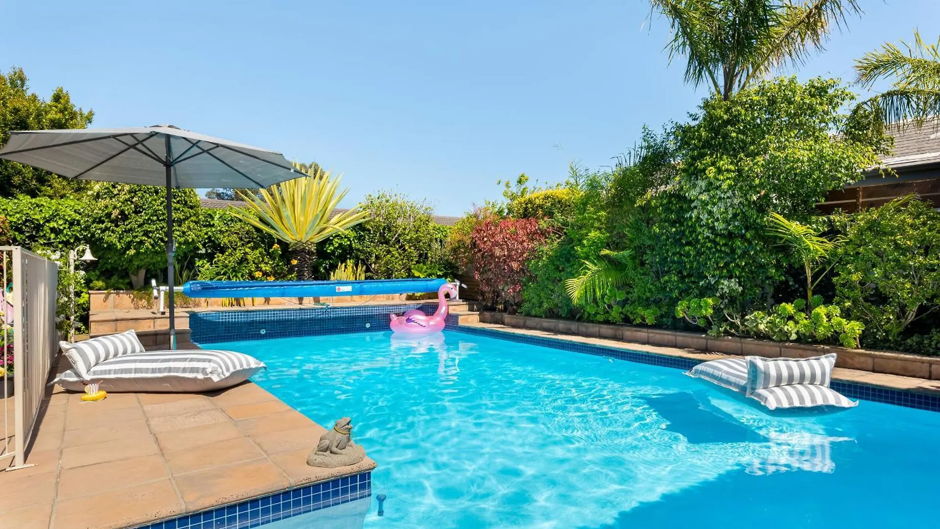 Meerendal Cottage-Affordable Luxury-Private Garden With Pool & Hot Tub Kapstadt Apartment